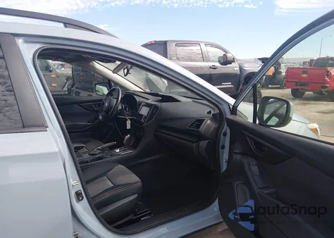 2019 Subaru Crosstrek 2.0I Premium z USA, uszkodzony, nr VIN JF2GTADC5KH270279